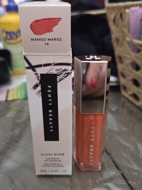 Fenty Beauty Gloss Bomb - Mango Margz Orange Shine